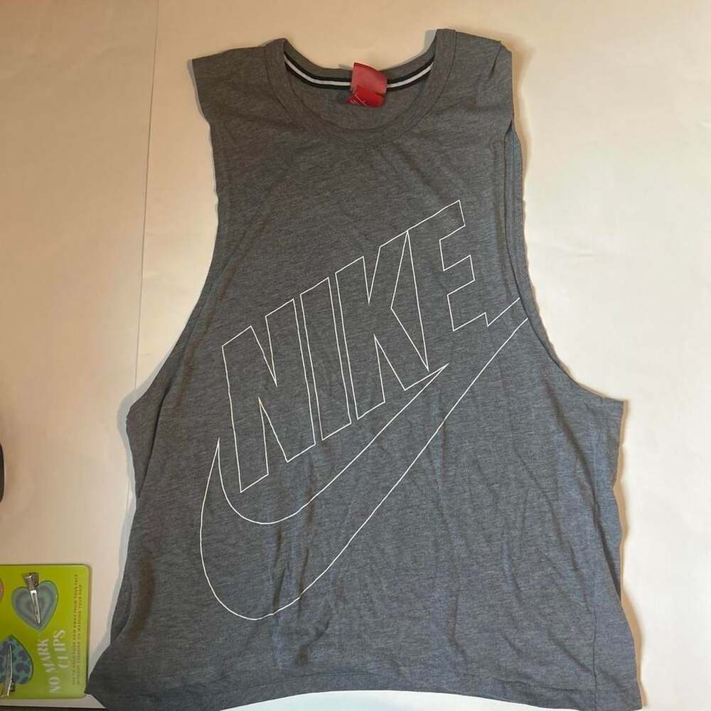 Nike Tank Top Size S Gray White Logo Athleisure Gymwear